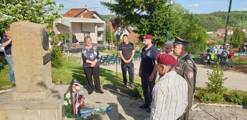 Живи сећање на јунакa са Кошара: Дарко из Љига имао је само 21 годину кад су га убили, улица у којој је рођен сада носи његово име (ФОТО)