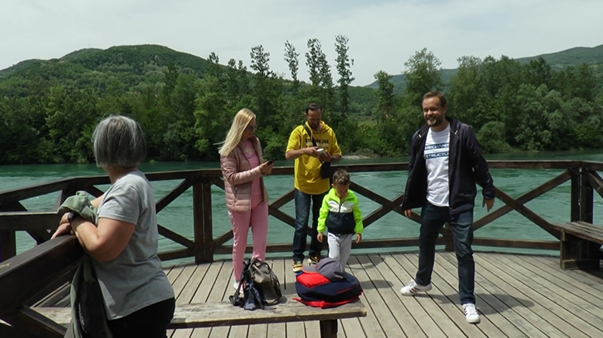 Вожња кајака на обале Дрине привлачи бројне турсте, фото: РИНА