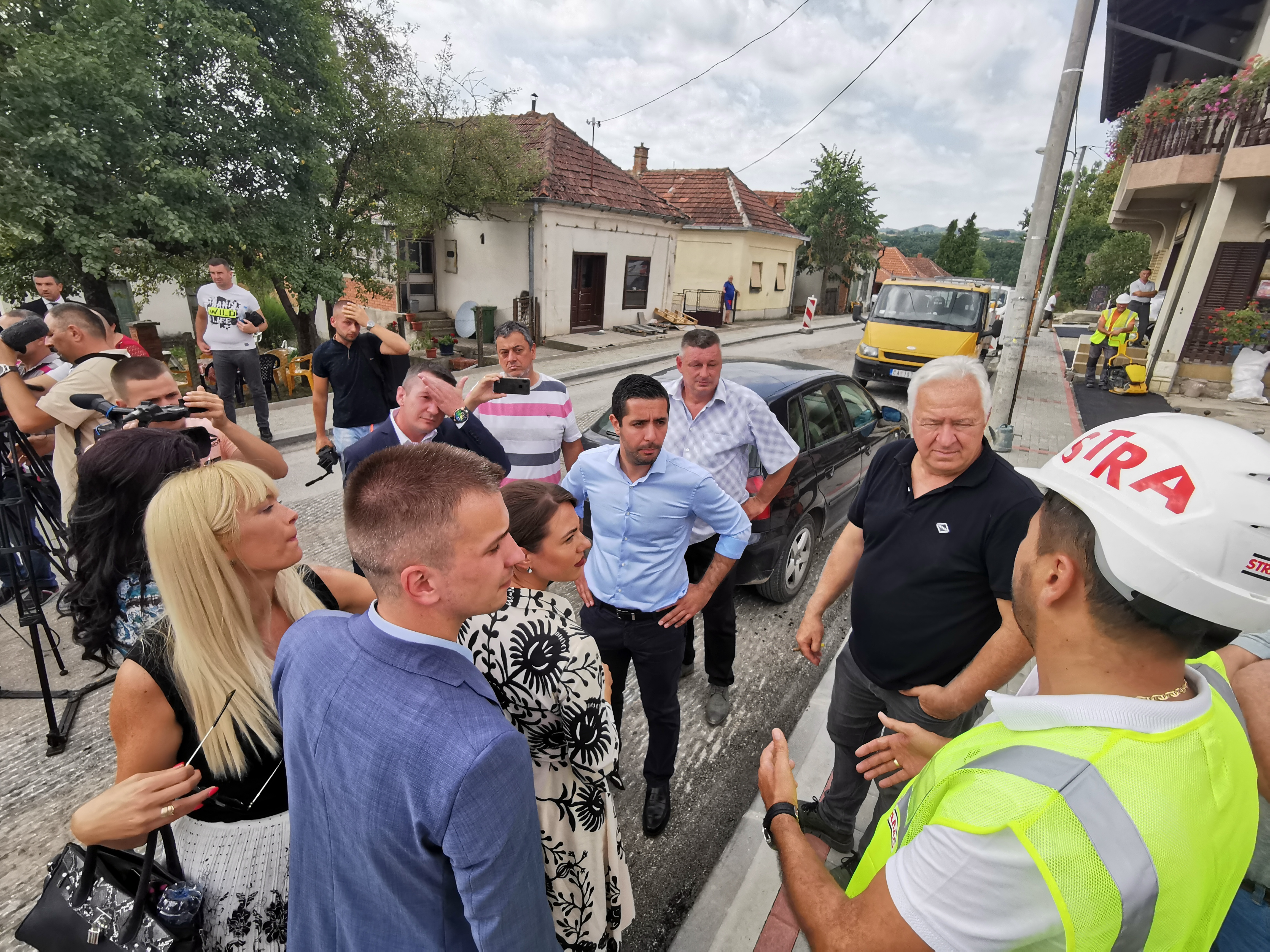 Српско село добило везу са светом: Момировић у Прањанима, мештани на велике инвестиције чекали дуже од пола века (ФОТО)(ВИДЕО)