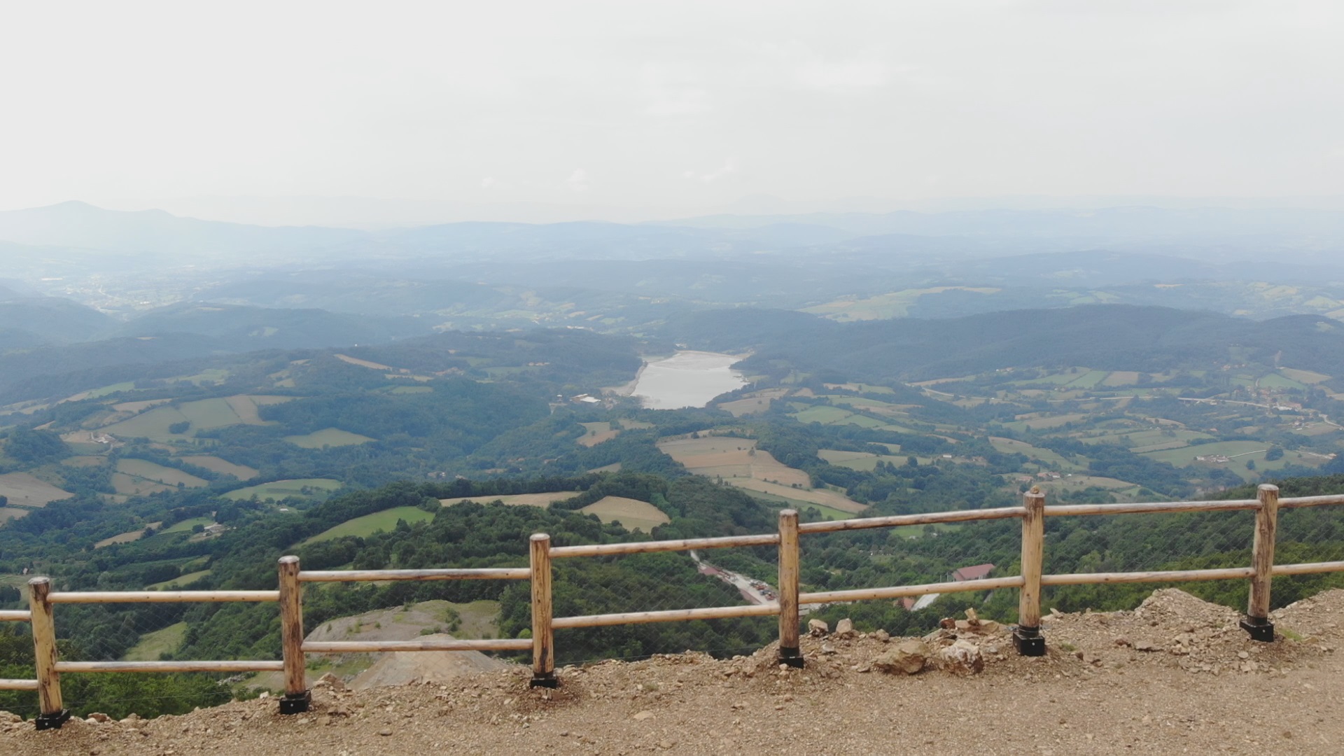 Невероватан видиковац пружа се са Прљуше, фото: РИНА
