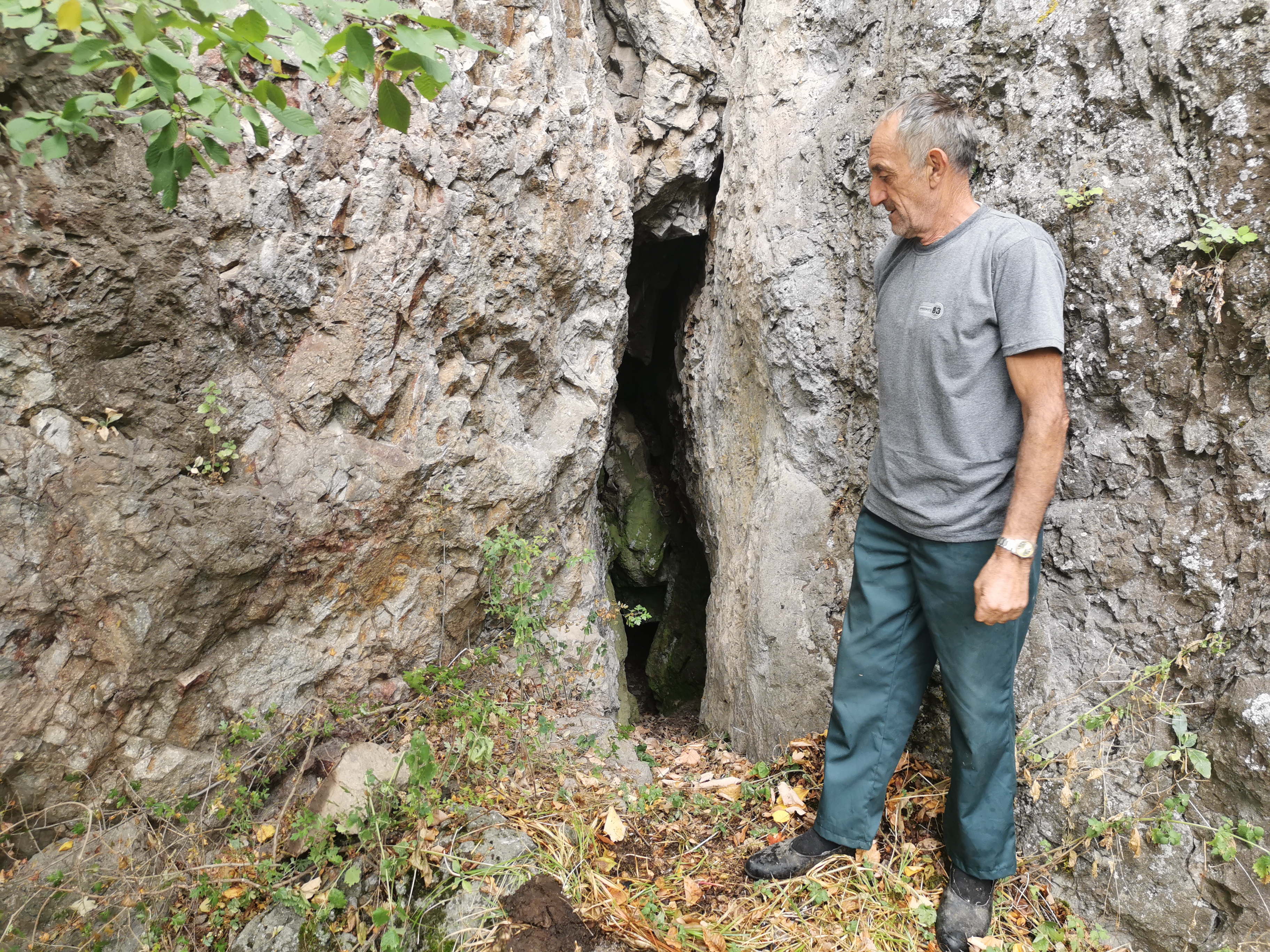 Пролазили су кроз село и носили алат за копање, али узалуд/ Фото: РИНА