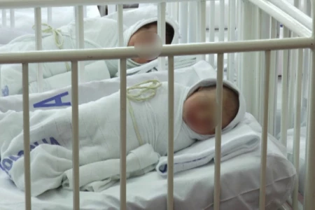 Беби бум у чачанском породилишту, за један дан рођено осам здравих беба: Након црних корона бројки коначно једна  лепа вест 