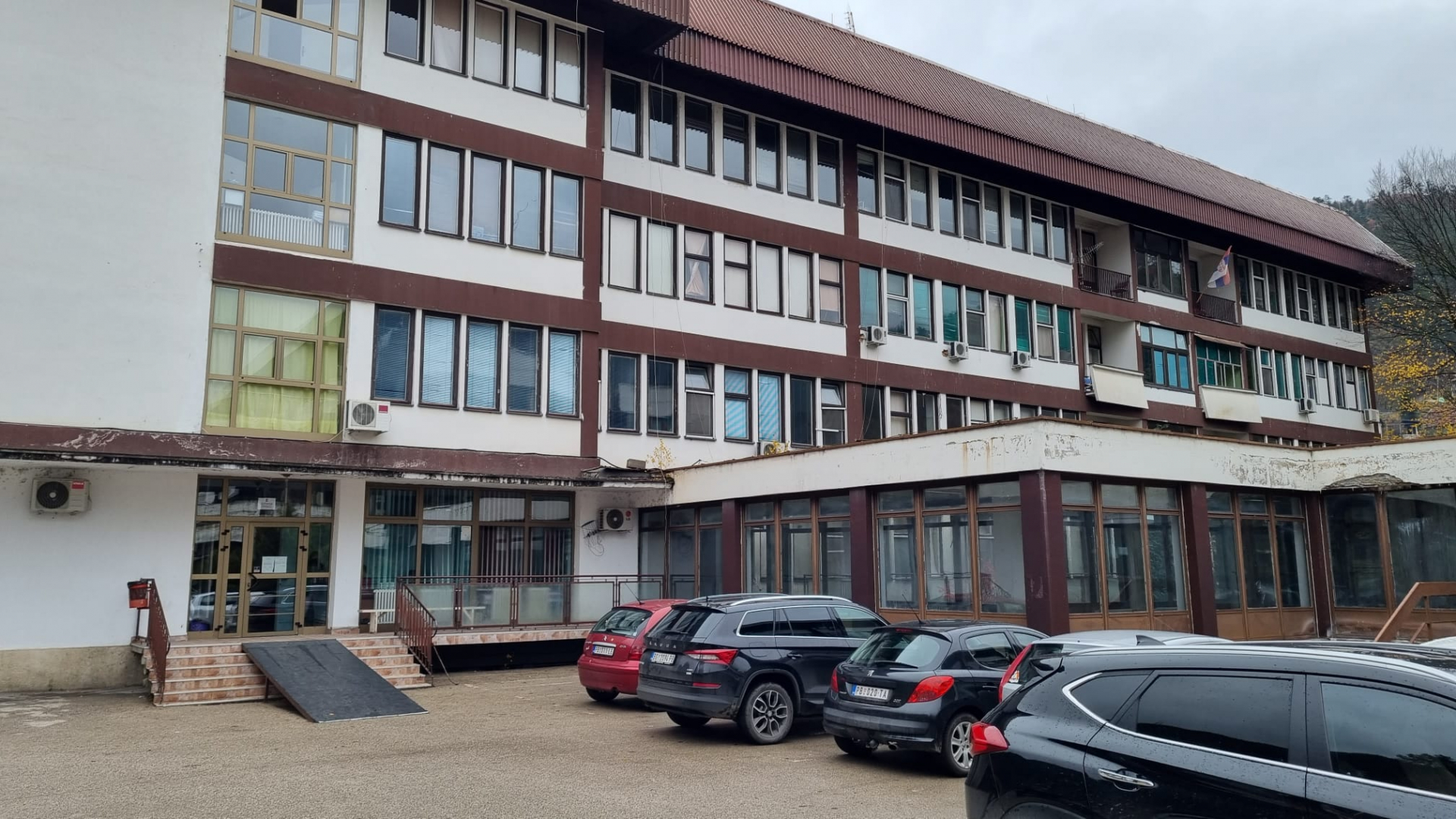 Велики дан за прибојску болницу,  донација вредна скоро пола милиона евра стигла из Емирата: Сименсов скенер за дијагностиковање свих болести на услузи грађанима две државе (ФОТО)