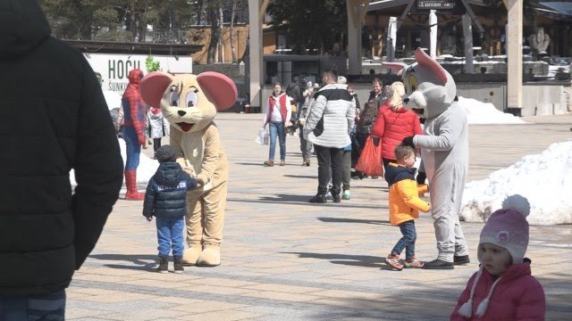 За четири дана продуженог викенда кроз Златибор прошло скоро 100.000 људи: Српска планина била пуна као шибица, гондола и даље највећа атракција(ФОТО)