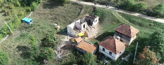 Радованићи из Котраже остали без крова над главом: Ватра однела све што су годинама стицали 