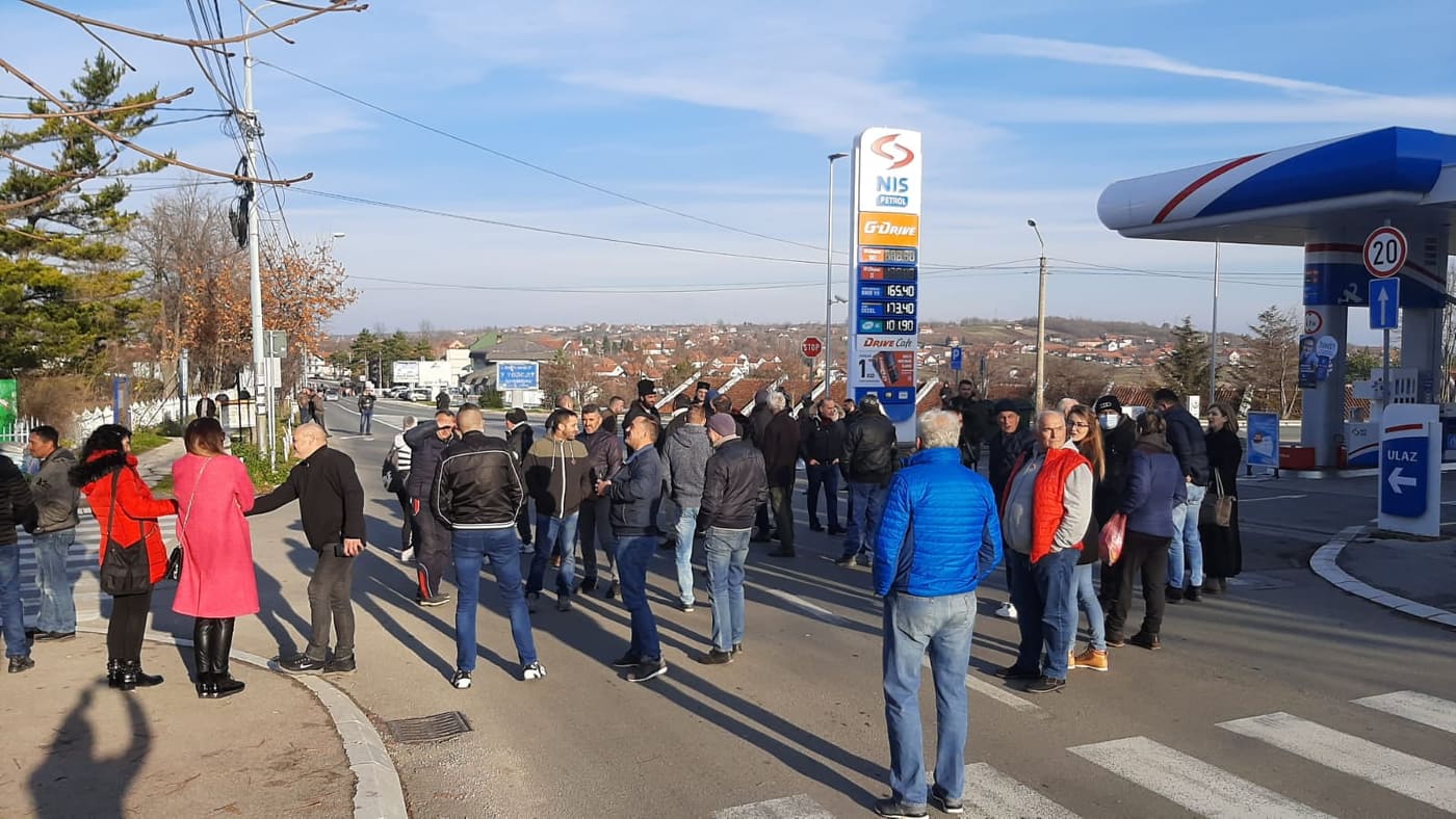 Овај пут грађани Тополе окупили се у већем броју, фото: РИНА