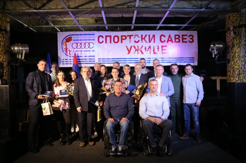Они су понос града на Ђетињи: Оливера и Небојша  најбољи спортисти у претходној години, заслужено се окитили сјајним златом