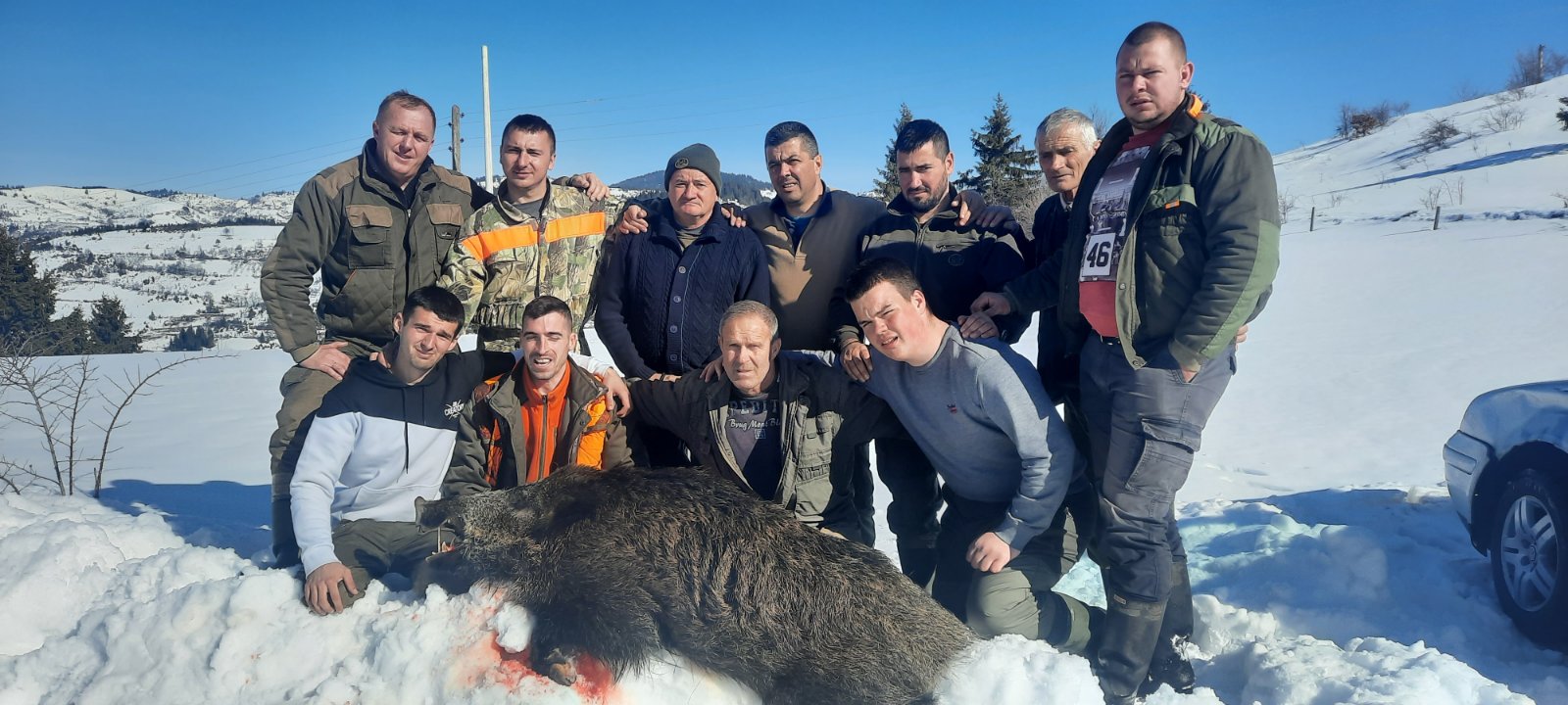 Ухваћена грдосија која је месецима плашила мештане села у околини Нове Вароши: Млади ловац мирне руке и бистрог ока одстрелио невероватан трофеј (ФОТО)(ВИДЕО)