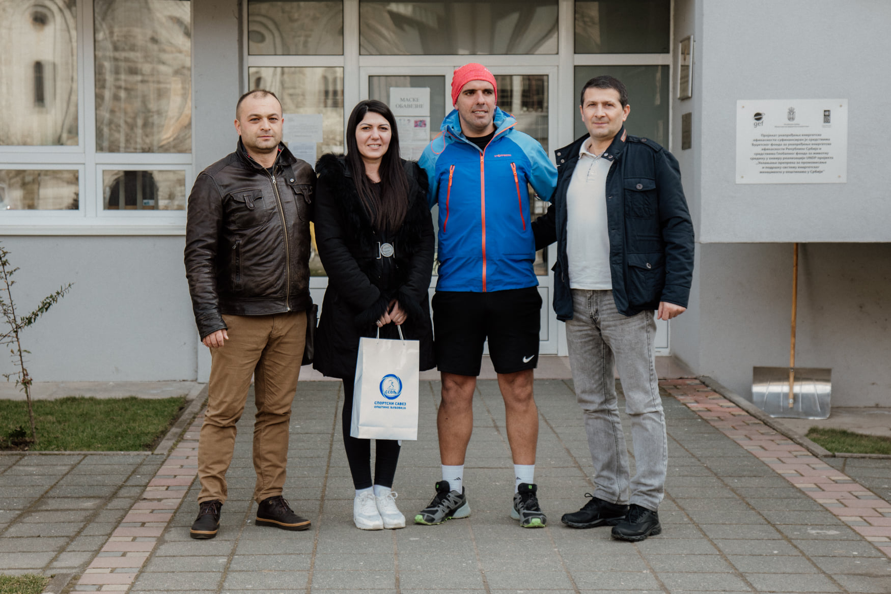 Трагедија која је задесила манастир Свете Тројице, Александра је натерала на невероватан подухват: Претрчао деоницу од 80 километара како би помогао српску светињу (ФОТО)