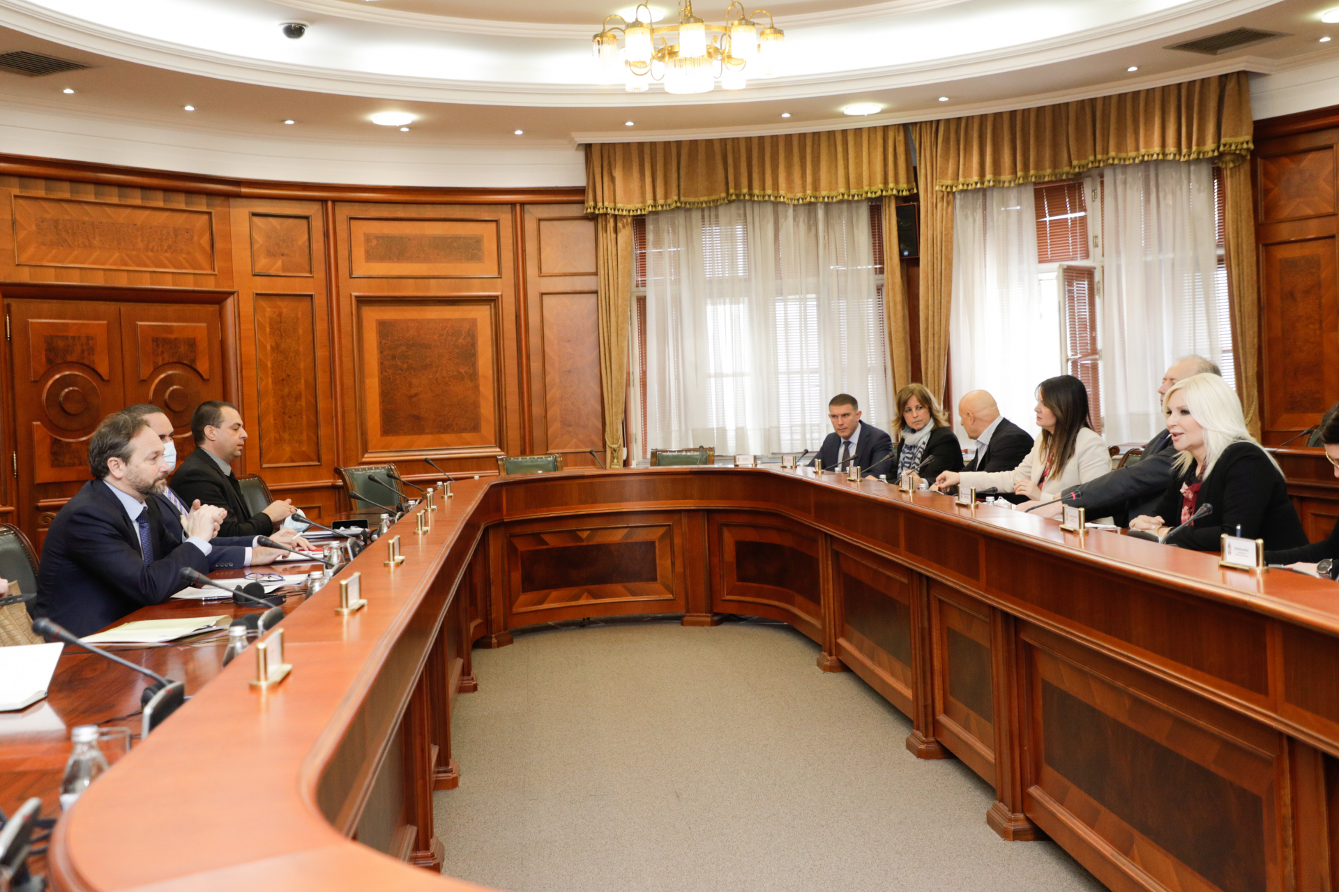 Михајловићева и Жиофре: Србија и ЕУ партнери у обезбеђивању енергетске стабилности у региону: Јако изазовно време за све нас, због чега је потребно додатно да радимо на повећању енергетске безбедности Србије