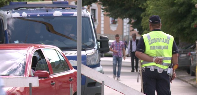 Полиција зауставила још једног пијаног возача у Прељини: Мушкарац из Косовске Митровице надувао 2.07 примила, задржан на трежњењу