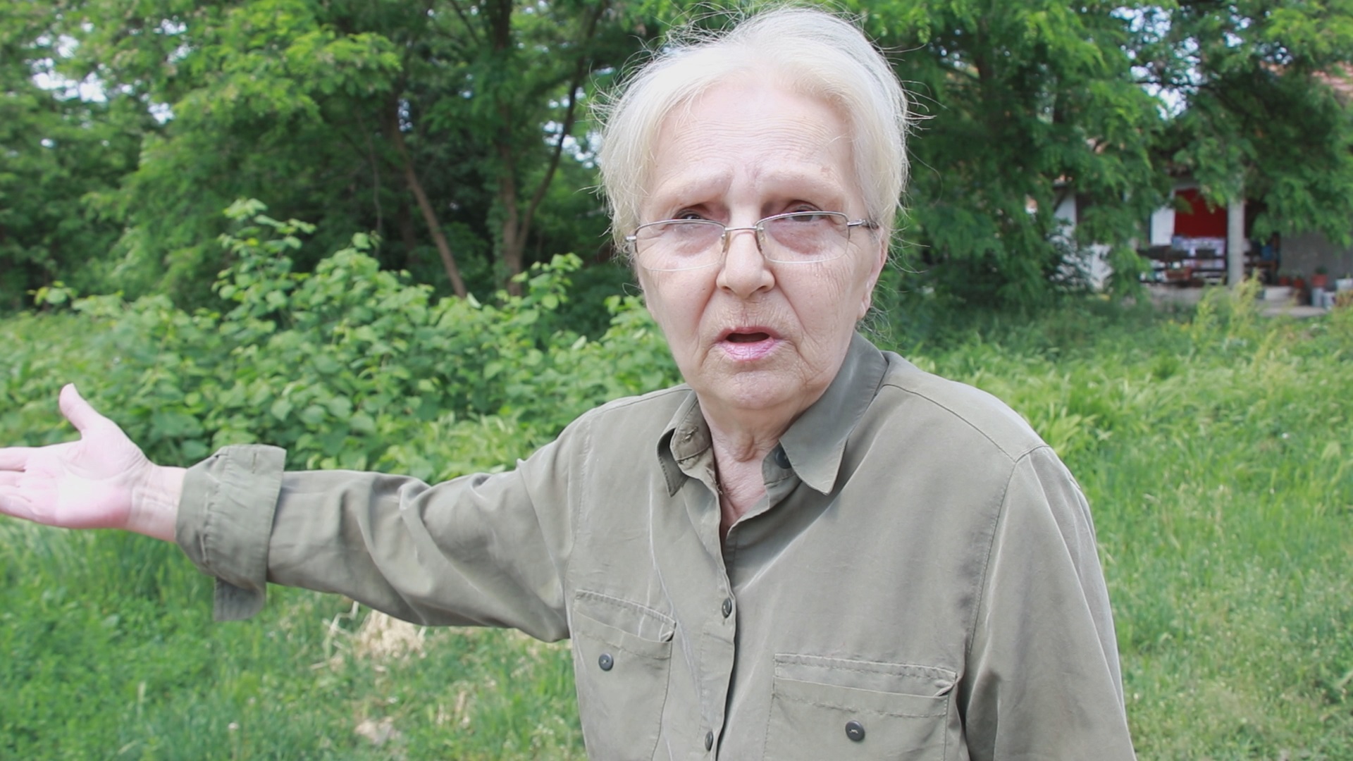 Станари Пантићеве улице у Чачку у страху од змија, фото: РИНА