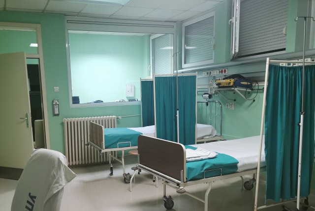 Месецима су били попуњени сви болнички кревети, данас је ситуација потпуно другачија: Ословођено близу 150 лежајева, лекари могу на заслужен одмор