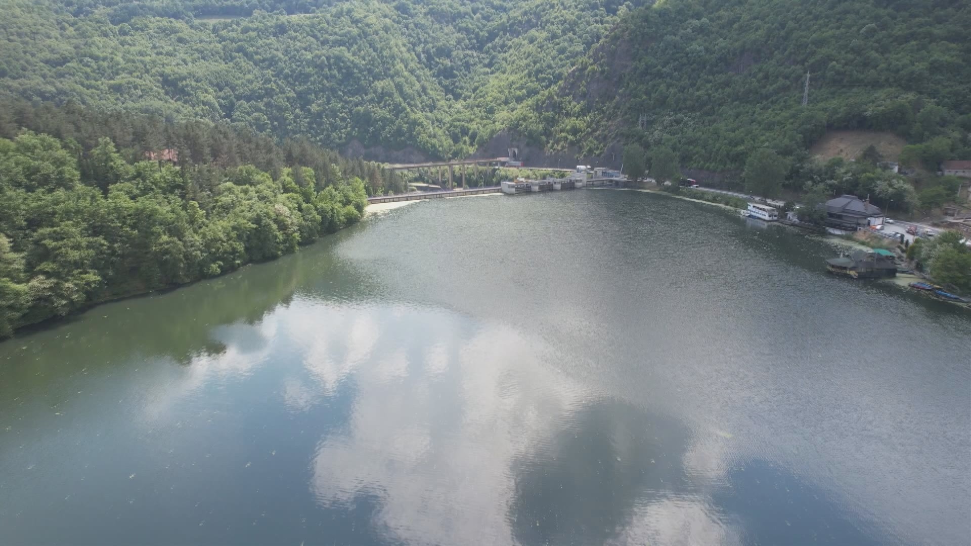 Решава се горући еколошки проблем на језеру Мешувршје код Чачка, фото: РИНА