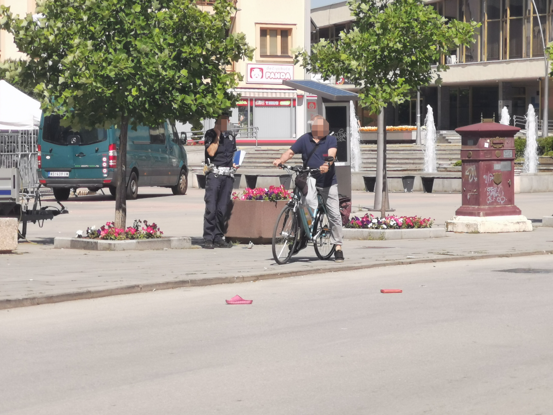 Трагедија у строгом центру Чачка: Возач ударио жену на пешачком прелазу, преминула од тежине задобијених повреда (ФОТО)