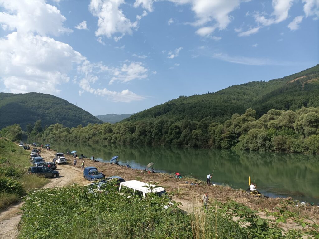 Најбољи спортски риболовци Србије и Црне Горе одмерили снаге на тромеђи, фото: РИНА