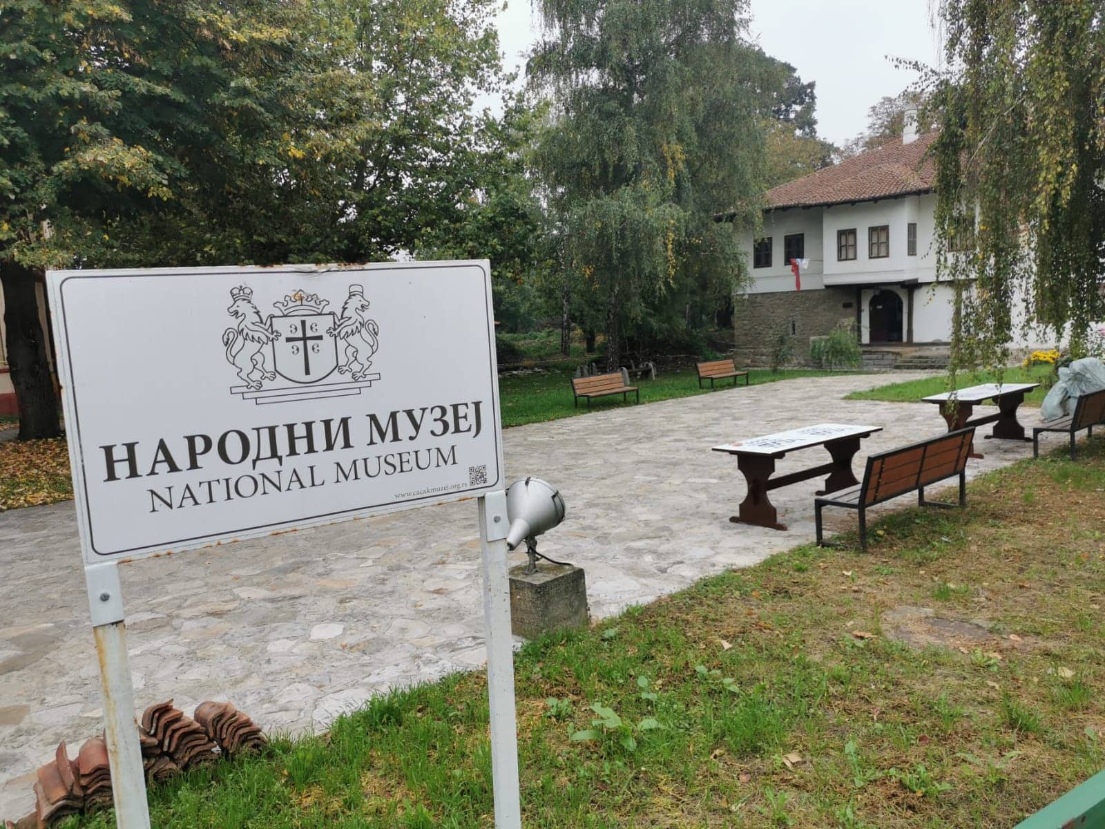 Сребрна игла коришћена у медицинске сврхе, подно грејање и стакло на прозорима: Фантастично откриће археолога из Чачка у дворишту Народног музеја, грађевина од скоро 500 квадратних метара из доба Римљана (ФОТО)