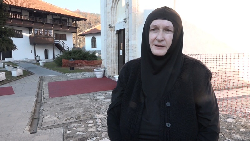 Рука чудом спасена од спаљивања на Врачару, а поред стоји и његов штап: Једна од највећих српских светиња чува светачки култ Светог Саве, у манастиру Милешева дешавала су се многа чуда (ФОТО)