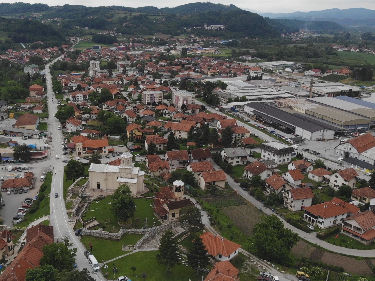 Bravo za Arilje: Za svako treće dete u ovoj opštini boravak u vrtiću je besplatan, uvećana i novčana sredstva za vantelesnu oplodnju