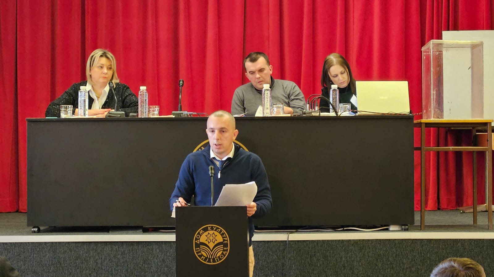 Novi predsednik opštine postavljen Drago Popadić iz SNS-a/ Foto: RINA