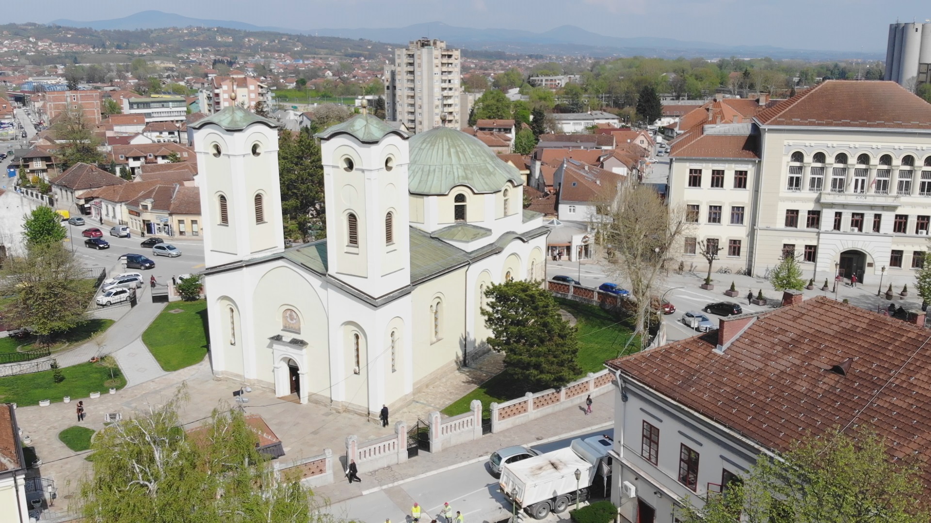 Krao po crkvama i stigla ga kazna: Identifikovan Čačanin koji je u torbicu stavio 1.000 dinara uzetih sa oltara, ovo mu nije prvo slično delo