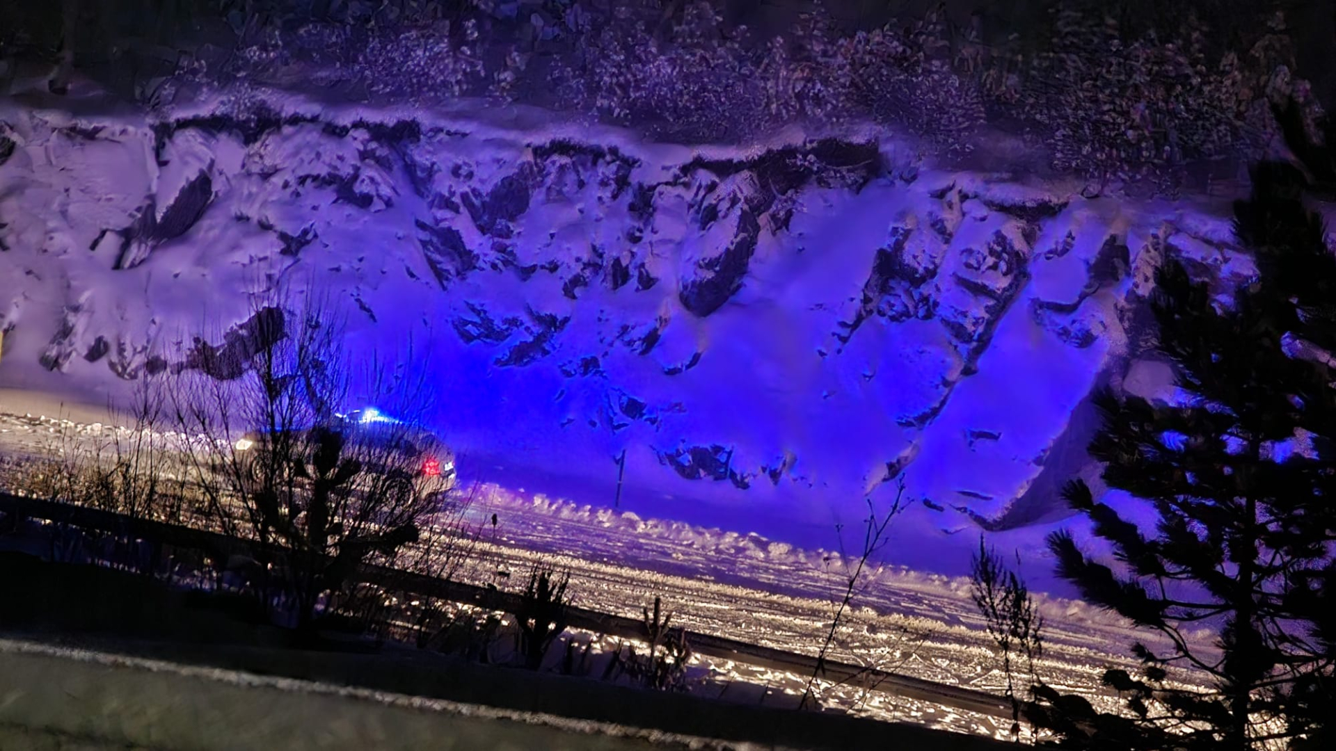Haos na Zlatiboru, vozači zaglavljeni u dugačkoj koloni / foto: RINA