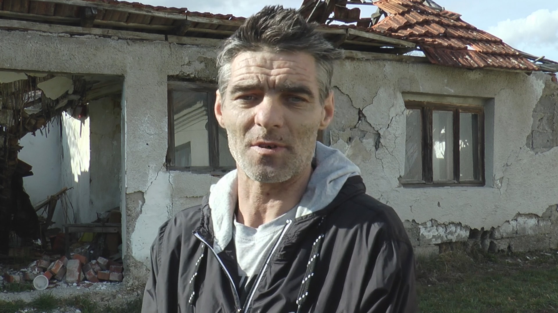 Radio je najteže fizičke poslove da prehrani četvoro dece a onda se odjednom razboleo/ Foto: RINA
