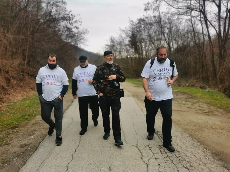 Ovaj podvih vas neće ostaviti ravnodušnim: Glumac Mikica Petronijević krenuo na hodočašće dugo 600 kilometara, ima plemenit razlog za to/ Foto: RINA