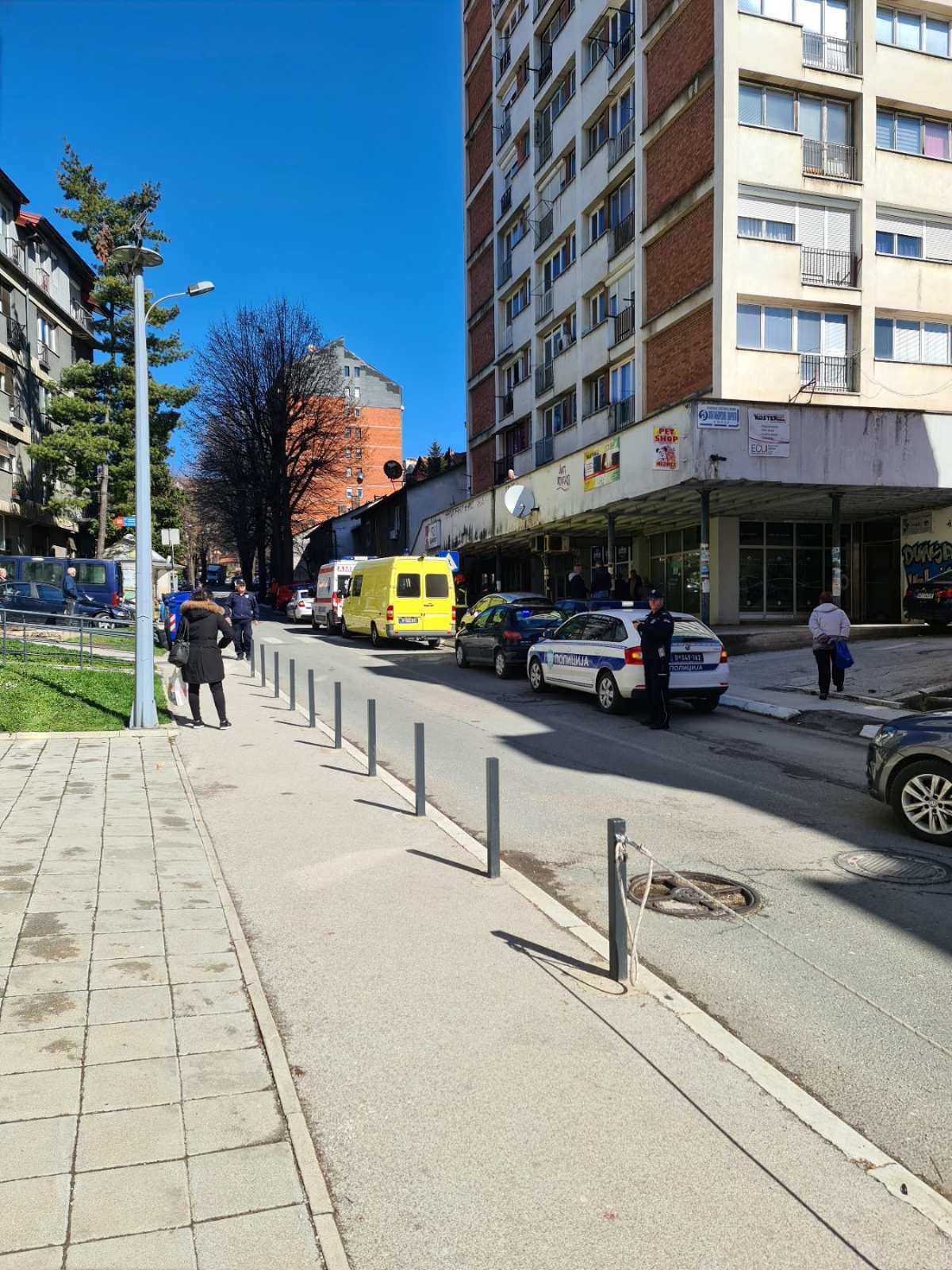 Muškarac skočio sa 15. sprata solitera u Užicu / foto: RINA