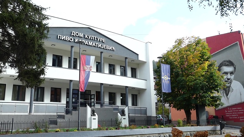 Ostali smo šokirani, Priboj je tradicionalna sredina: Crtani film sa gej junakom u glavnoj ulozi uznemirio roditelje, neki su odmah sa decom napustili projekciju 