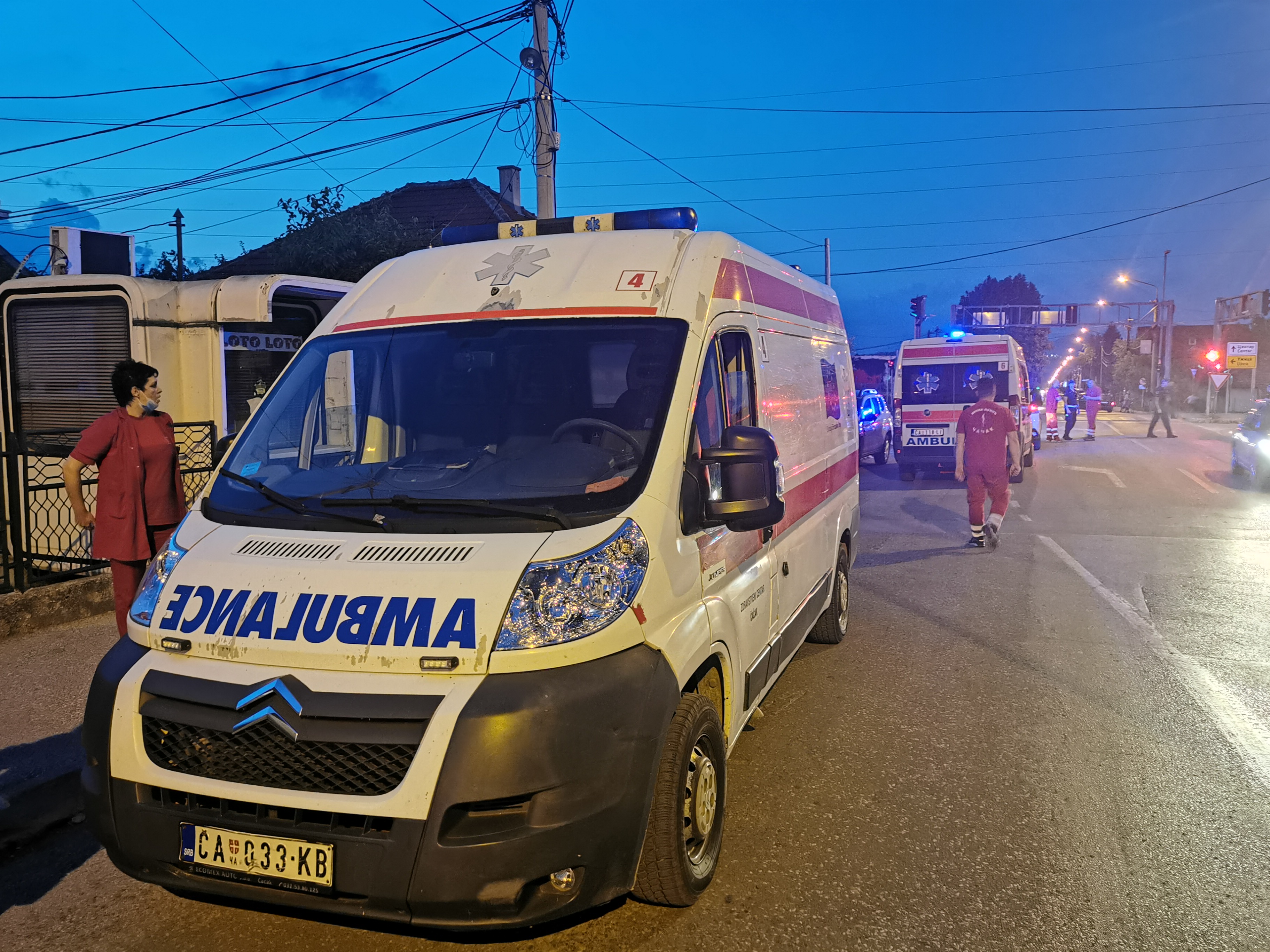 Teško povređena devojka stara 22 godine, još dvoje lica hospitalizovano u jedinicu intenzivne nege:  Poznato stanje učesnika udesa kod Mojsinja, oglasila se čačanska bolnica