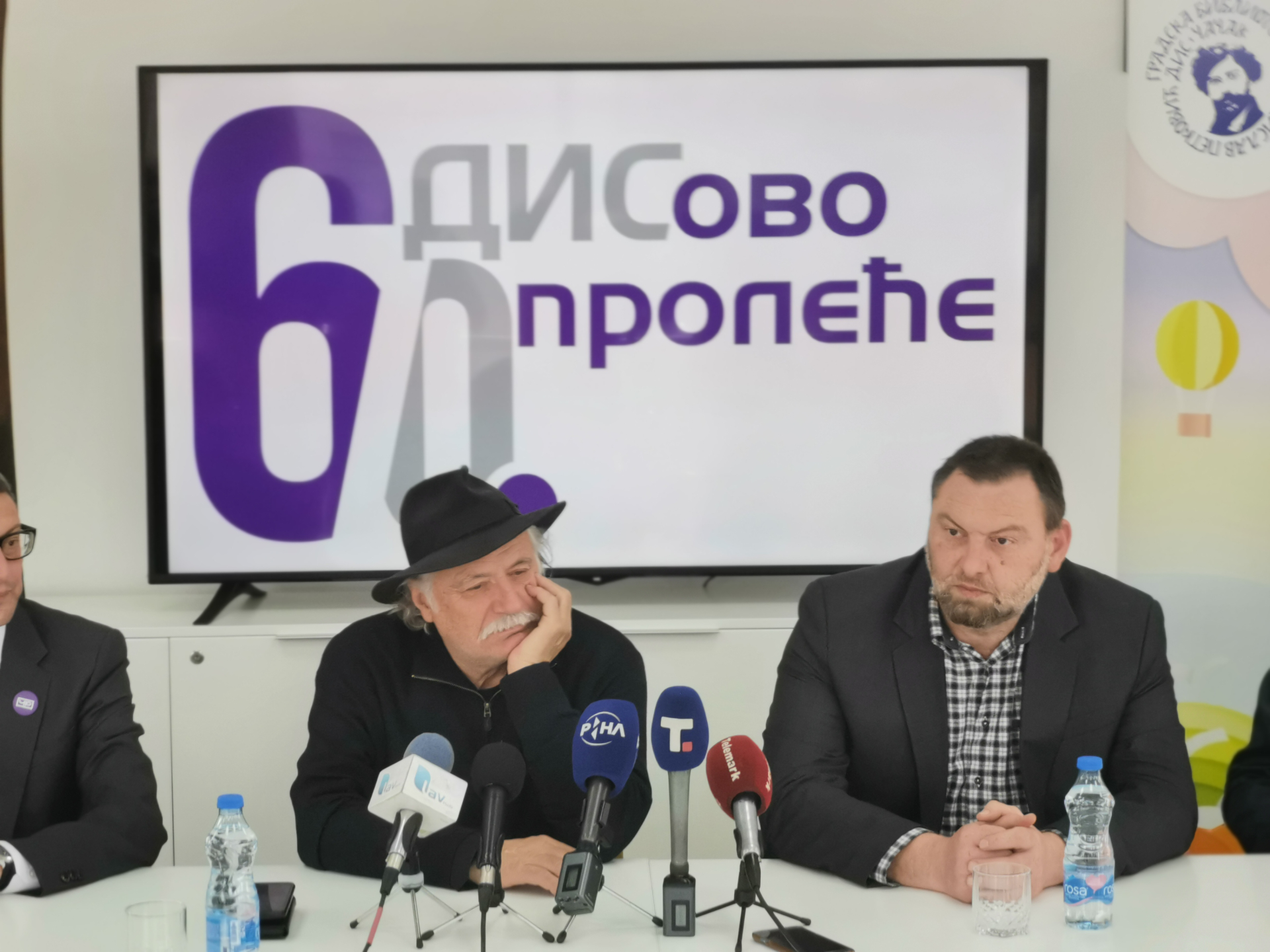 Glumački velikan stigao je u prestonicu kulture, Rade Šerbedžija u Čačku sa svojim bendom biće deo čuvenog Disovog proleća 
