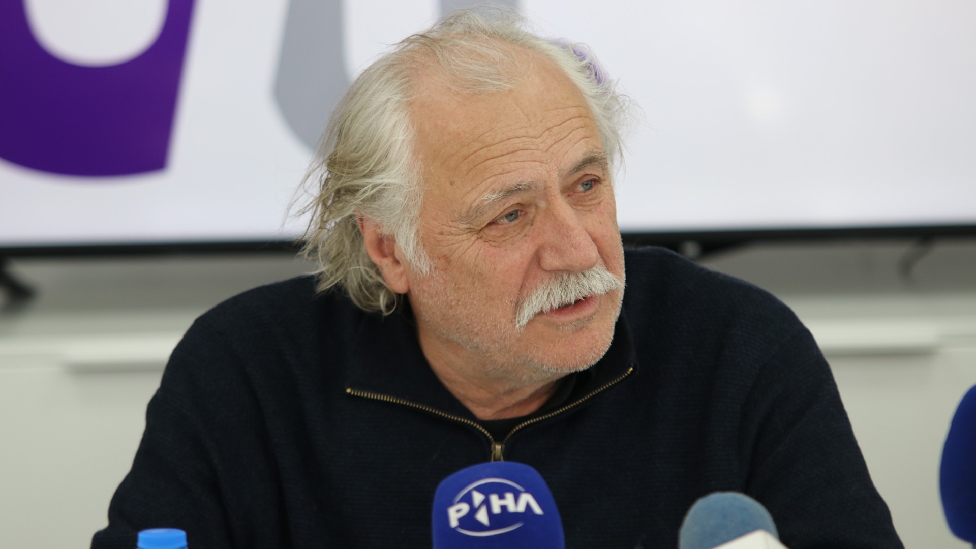 Literatura, fudbal pa gluma: Velikan glumišta u Čačku je otkrio svoju najveću strast, za Šerbedžiju je Dis najveći pesnik srpske moderne/ Foto: RINA