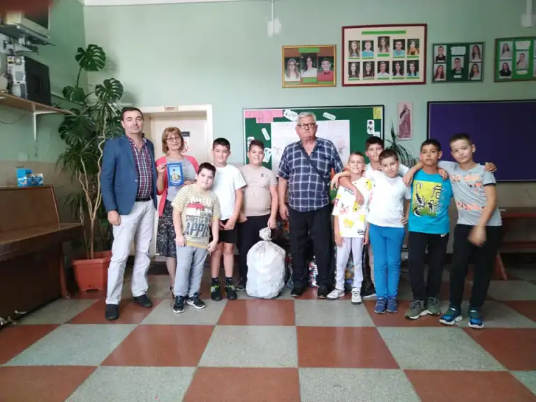 Oni su pravi mali ekolozi u Lučanima: Svojim primerom pokazali kako treba biti odgovoran prema prirodi