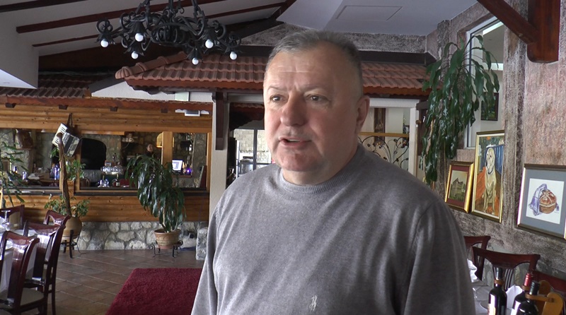 Dva heroja koji su učinili najplemenitije podvige godine su iz Čačka: Tatjana i Zdravko su ponos grada na Moravi, ona je usvojila devojčicu "leptira", a on spasio mladića iz vodene bujice (FOTO)