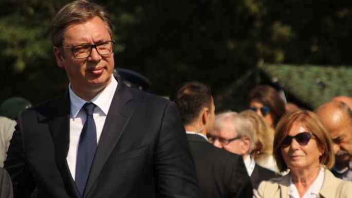 I to se dešava, opozicija glasala za Aleksandra Vučića u Gornjem Milanovcu: Predsednik Srbije proglašen za počasnog građanina, stao rame uz rame sa velikim vojskovođom
