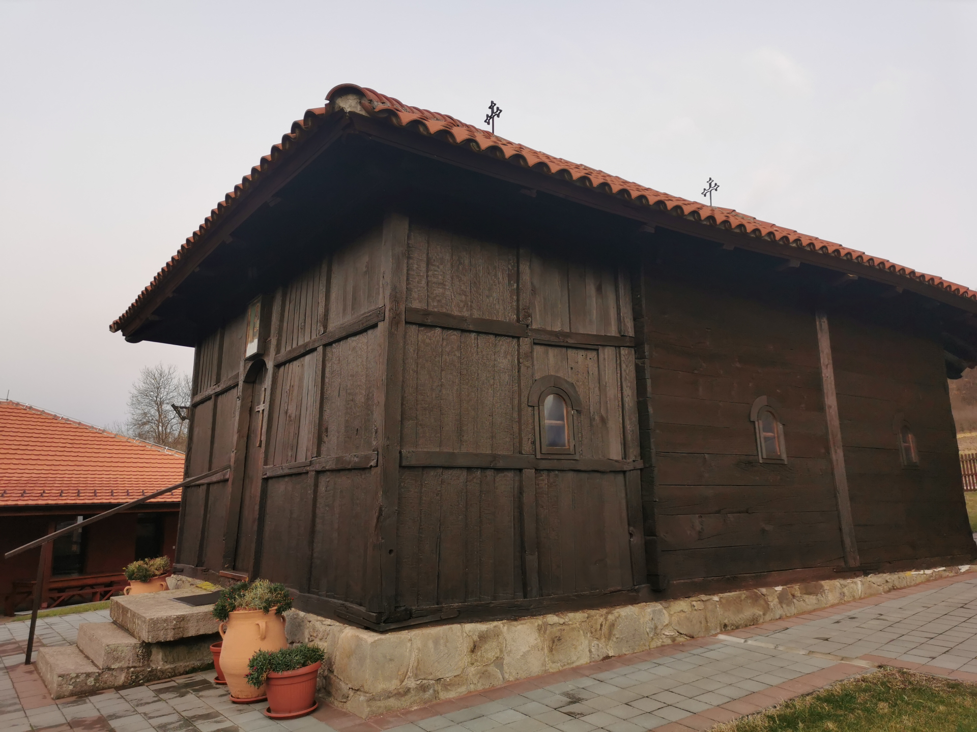 Velika svetinja u selu Tavnik, manastir Voljavča / foto: RINA