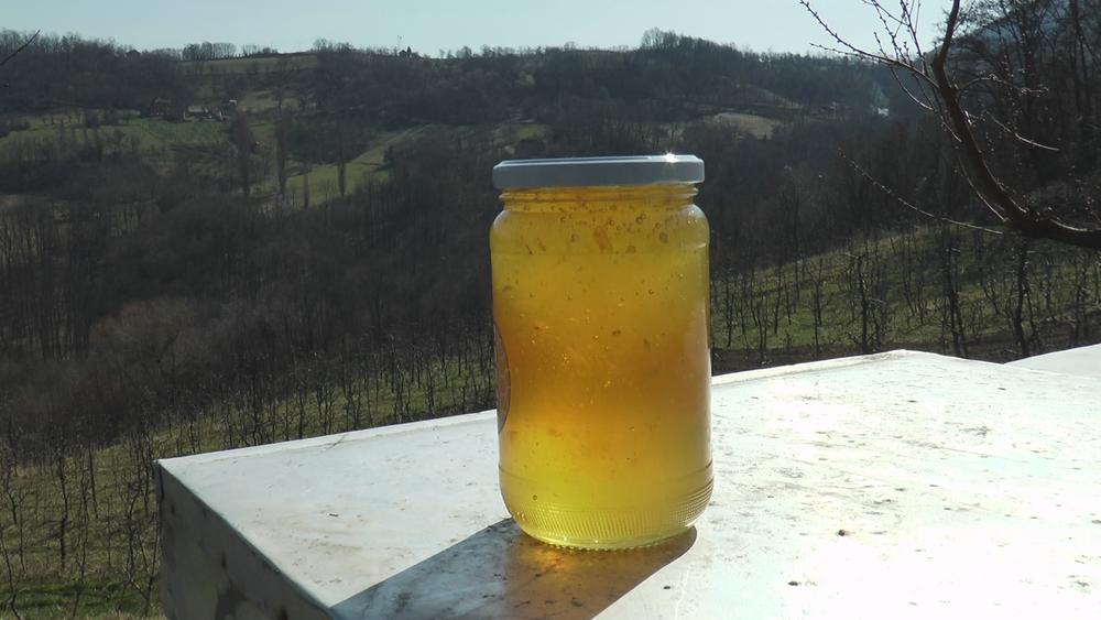 Ogromne količine lažnog meda na srpskom tržištu / foto: RINA