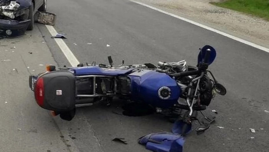 Tragedija na magistralnom putu kod sela Vinča: Mladić motorom podleteo pod kamion, teškim povredama podlegao u Kliničkom centru Kragujevac