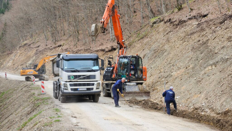 Radovi na rekonstrukciji deonice do Kamene Gore u punom jeku / foto: RINA