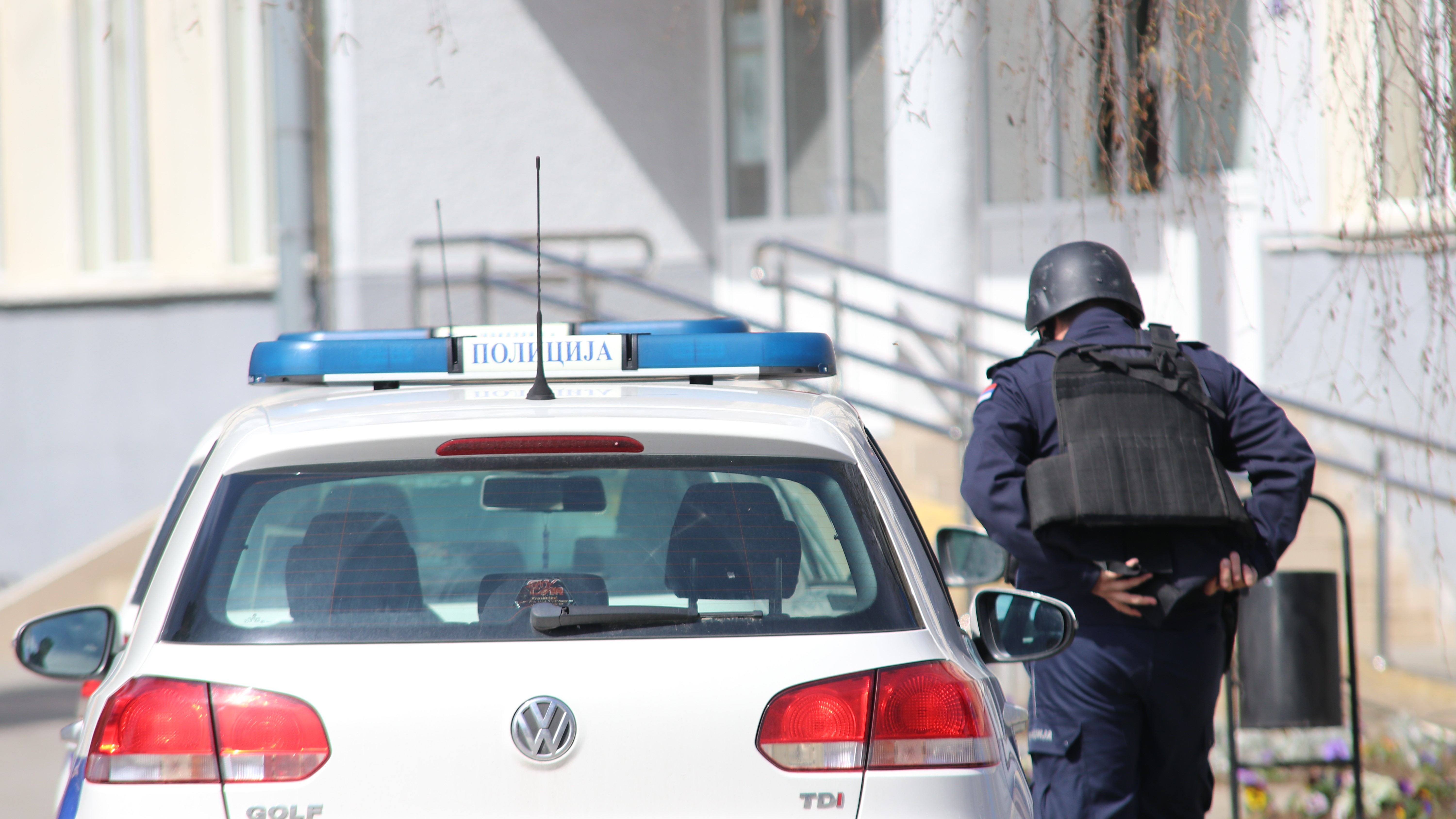 Dilovao heroin u Arandjelovcu i okolini pa dolijao policiji: Pretresli mu stan i pronašli vagicu za precizno merenje i novac stečen prodajom droge