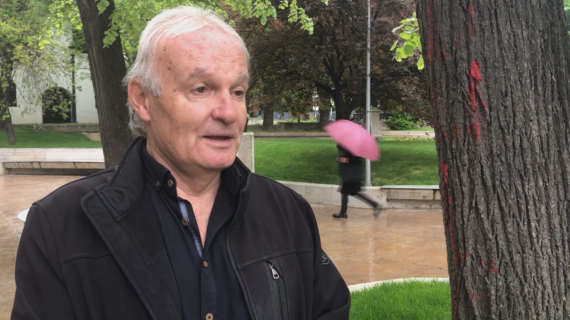 Sve kreće iz kuće, roditelj mora da zna šta mu je sa detetom: Čuveni dečji psihijatar iz Užica dao savete zlata vredne, zdrava porodica je najvažnija (VIDEO)