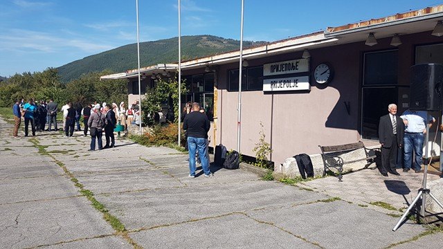 Kraj mukama svih onih koji se voze vozom do Crne Gore: Kontrola putnika od leta će se obavljati samo na jednom graničnom prelazu 