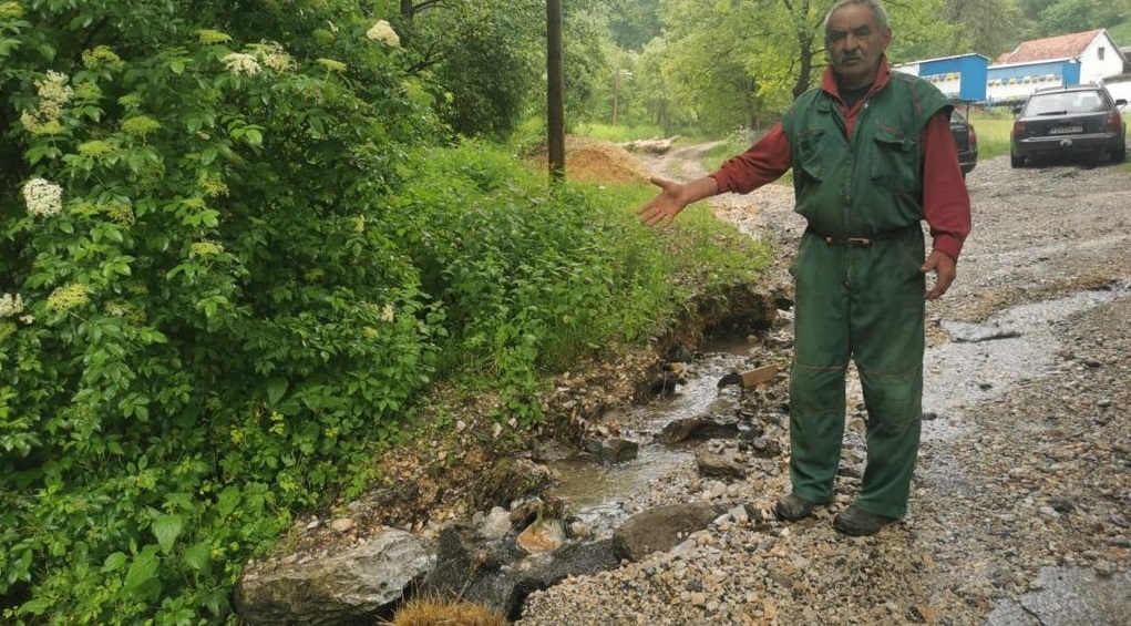 Najteža situacija nakon nevremena u požeškom selu Glumač, meštani strahuju od novih padavina/ Foto: RINA