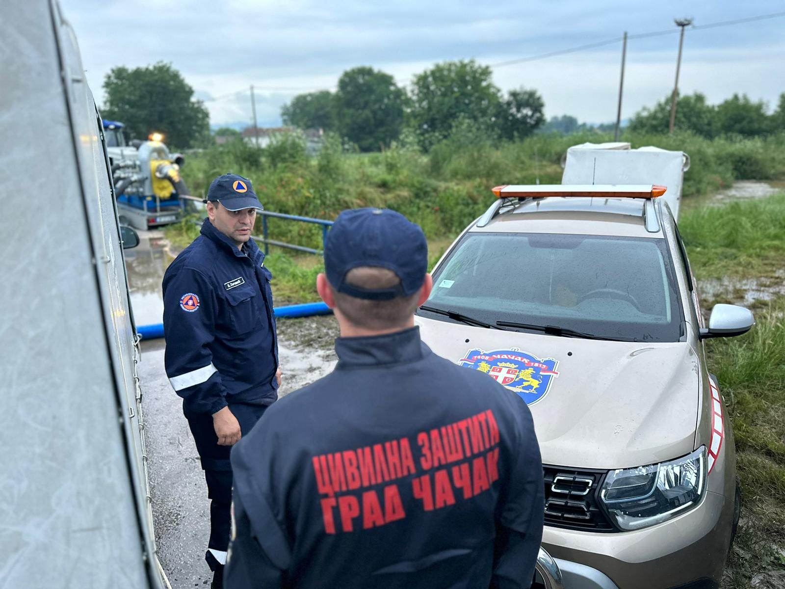 Pripadnici Civilne zaštite tokom poplavnog talasa radili i po 14 sati / foto: RINA