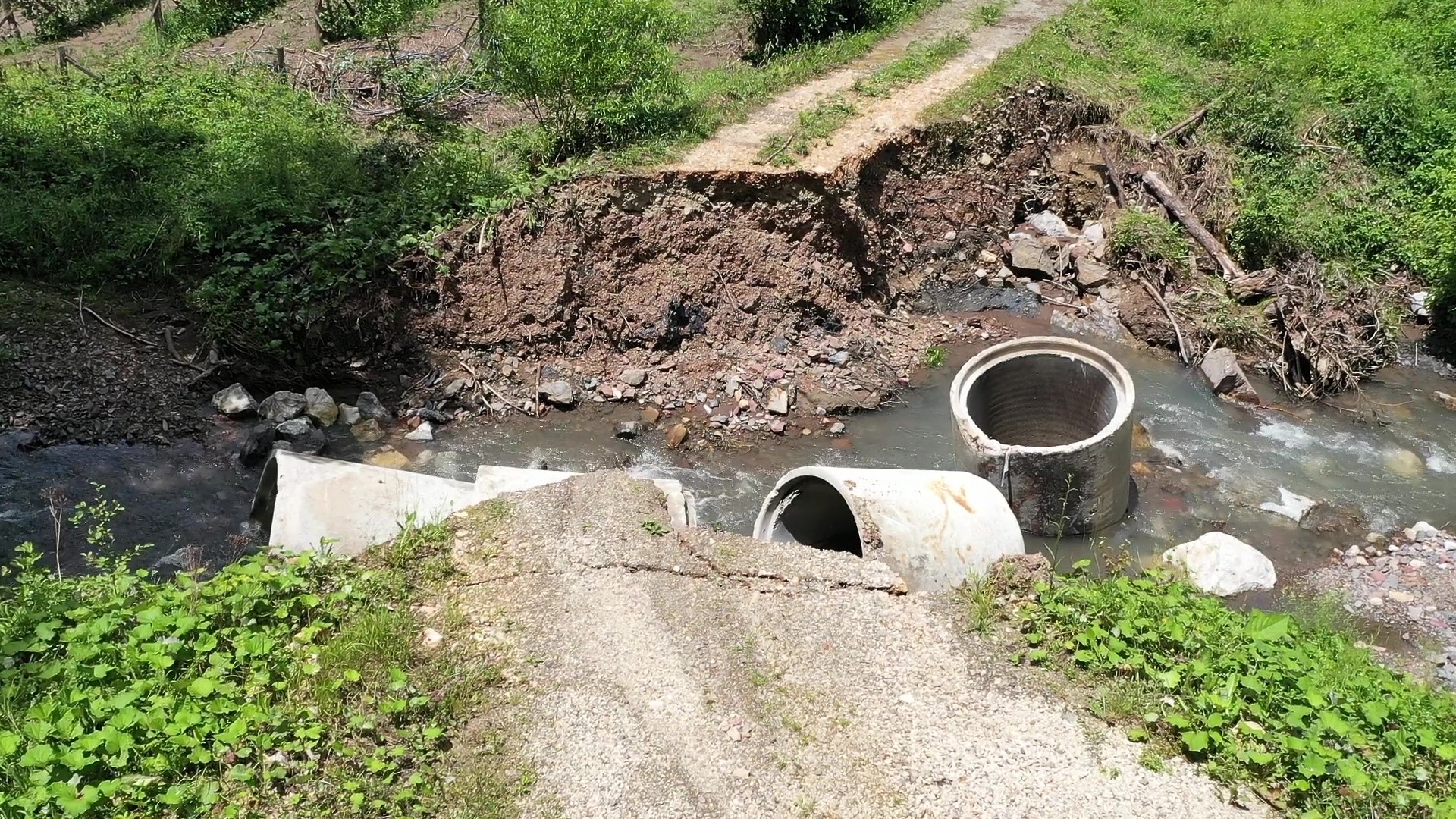 Odsekla dva sela i prekinula komunikaciju sa ostatkom opštine, spas stigao u poslednji čas/ Foto: Opšina Priboj