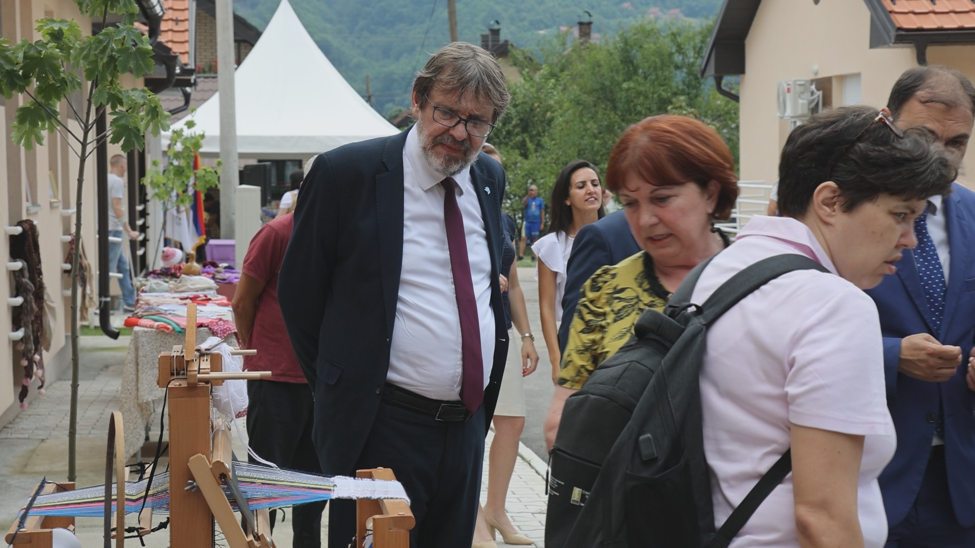 Useljeno 14 ugroženih porodica iz Ljubovije u novoizgrađene i opremljene stanove / foto: Mile Stančić