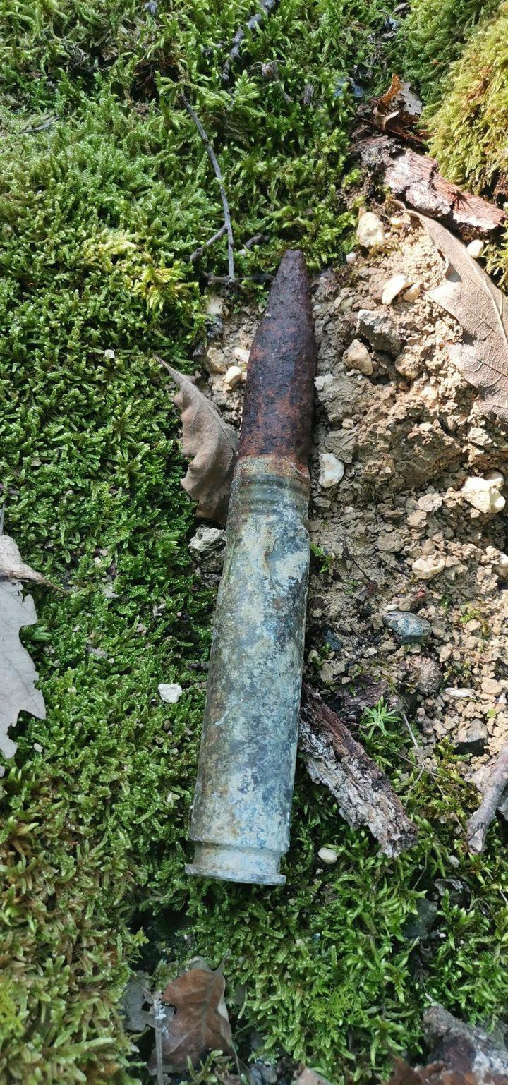 Čačani tokom branja pečurki pronašli rakete/ Foto: Privatna arhiva