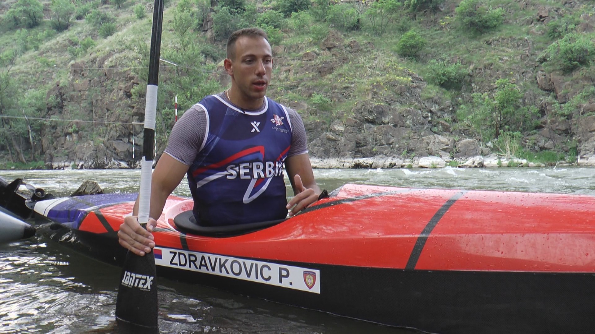 On je jedini Srbin koji je vozeći kajak savladao divlju i ekstremnu reku Saliven u Kini: Pavle ostvario najveći uspeh u istoriji srpskog kajaka i kanua (FOTO)