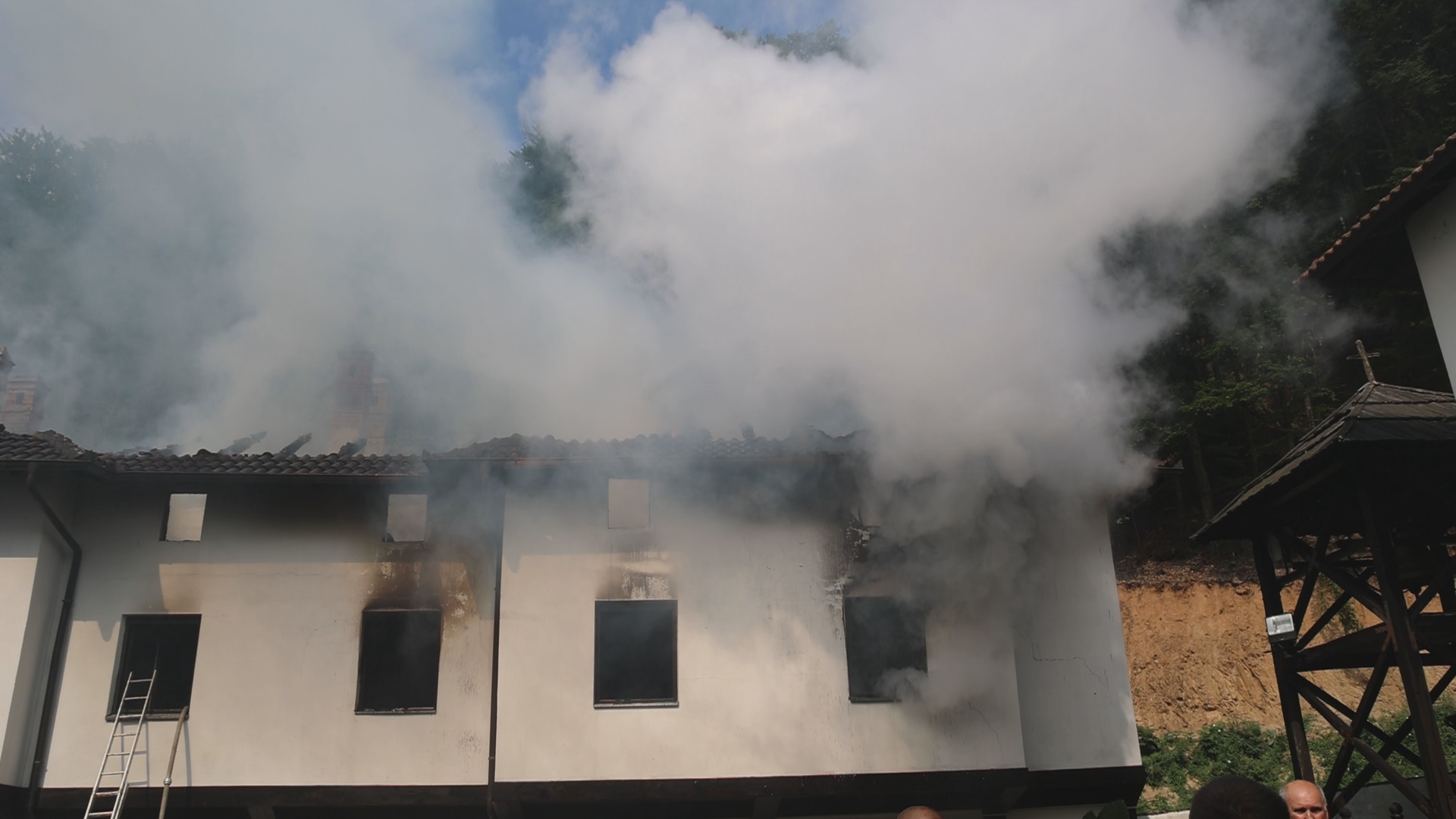 Nadležni apeluju na oprez svim vozačima koji se nadju na ovom putnom pravcu: Putari asfaltiraju deonicu od Raške do Novog Pazara, na snazi potpuna obustava/ Foto: RINA